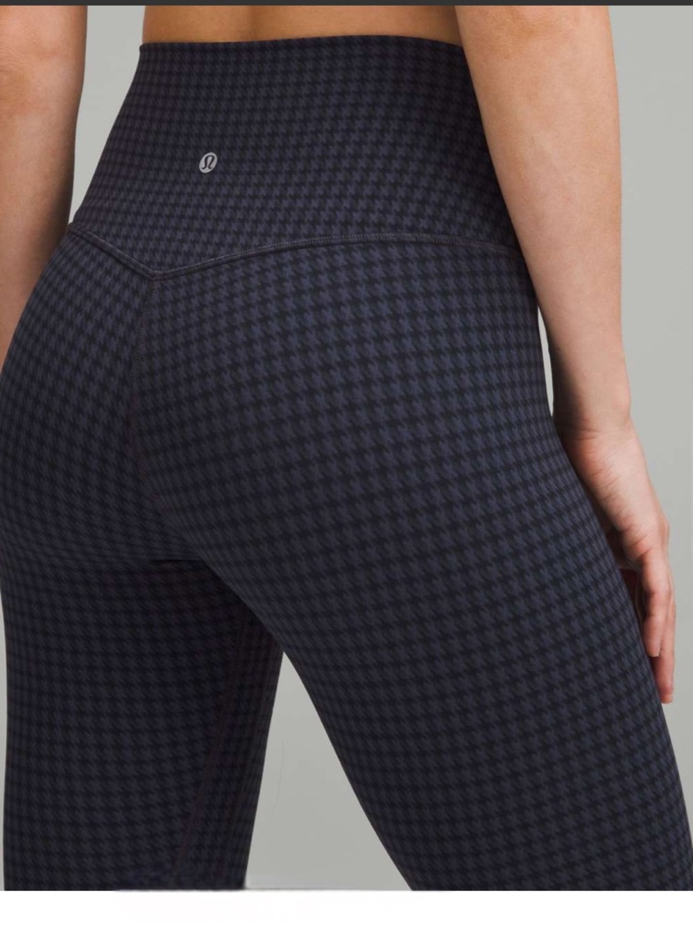 Lululemon Align High-Rise 23”
Micro Houndstooth Multi